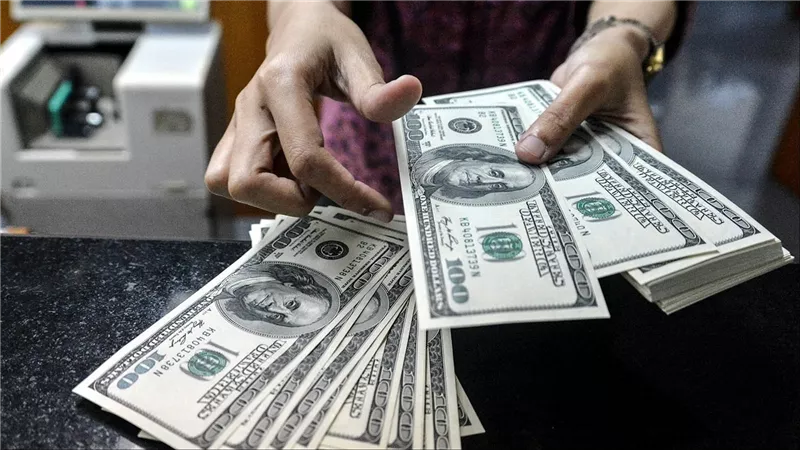 في ختام التعاملات المسائية.. ننشر سعر الدولار مقابل الجنيه المصري