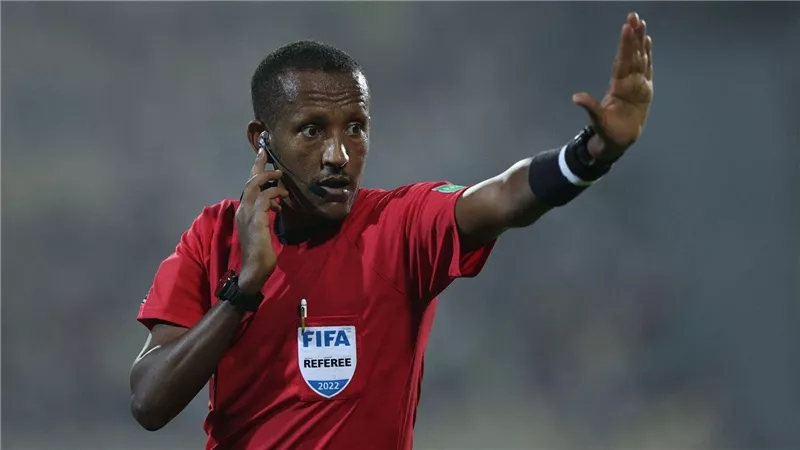 تكريمًا له.. باملاك تيسيما يعلن اعتزاله عقب مباراة الأهلي والوداد بدوري الأبطال