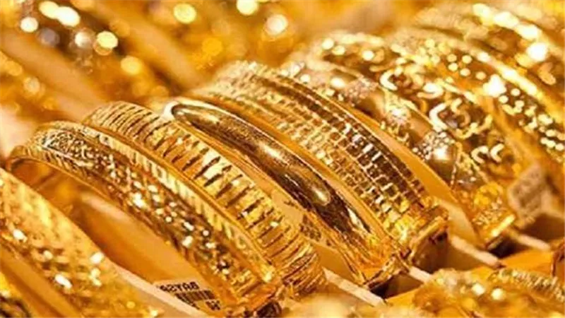 أسعار الذهب والدولار اليوم الثلاثاء.. ارتفاع 10 جنيه في الجرام