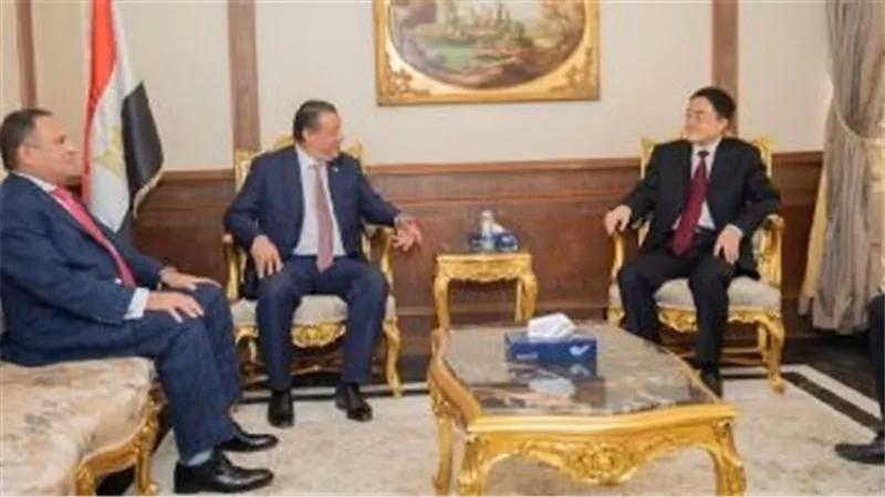الشعب الجمهورى يستقبل وفد صينى رفيع المستوى بحضور سفير بكين بمصر