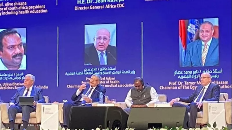 وزير التعليم العالي يشارك في فعاليات الجلسة الحوارية الأولى للمعرض والمؤتمر الطبي الإفريقي الثاني