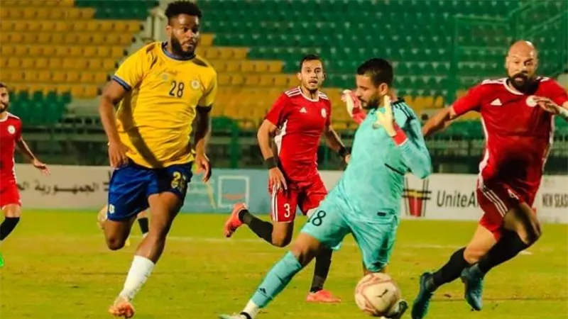 التعادل السلبي يحسم الشوط الأول بين الإسماعيلي وطلائع الجيش في الدوري