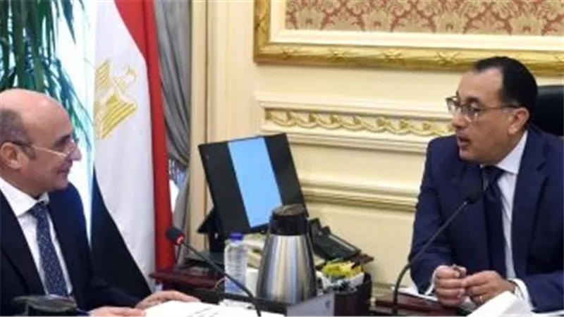 رئيس الوزراء يتابع مع وزير العدل تنفيذ قرارات 