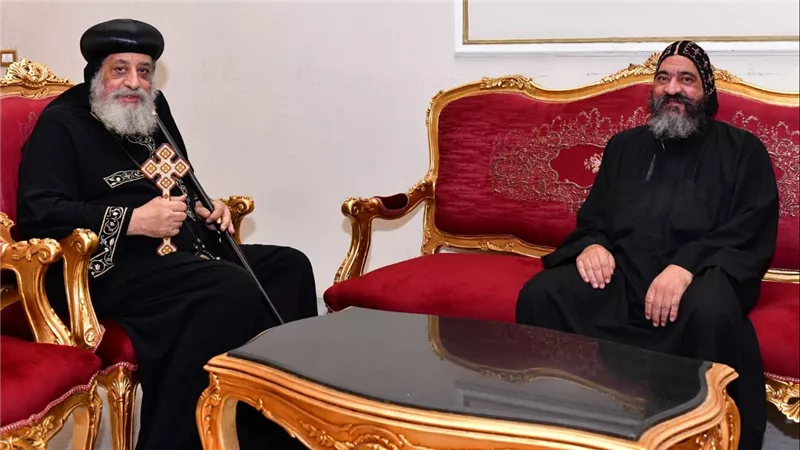 اليوم بطريق العلمين.. دير 
