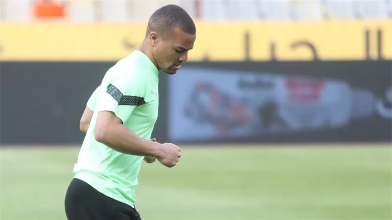 فخري لاكاي يقود هجوم بيراميدز فى مواجهة فاركو بالدوري