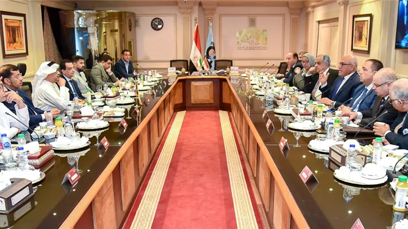 رئيس الهيئة العربية للتصنيع يؤكد علي أهمية تعزيز التكامل والتعاون مع الأشقاء العرب