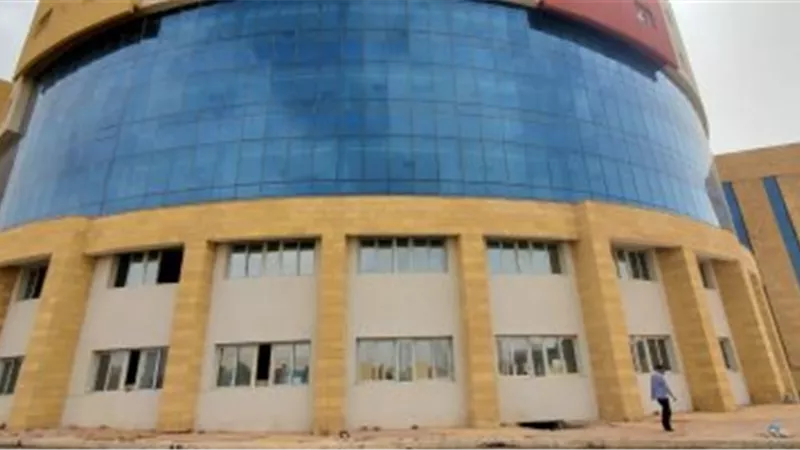 وزير الإسكان يُتابع موقف تنفيذ مستشفى شفاء الأطفال بمدينة سوهاج الجديدة