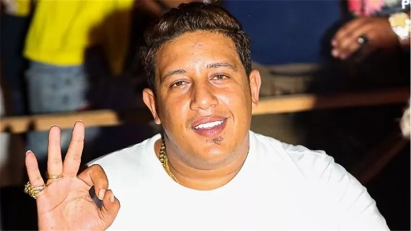 اتعلموا العلم حلو.. حمو بيكا لطلاب الثانوية: لو رجع بيا الزمن كنت أكلت الكتب اكل