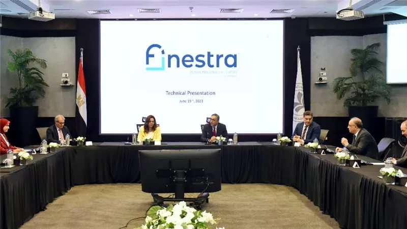 مذكرة تفاهم بين محافظة دمياط والهيئة العامة للاستثمار وتحالف فينسترا الإيطالي لإنشاء منطقة حرة عامة
