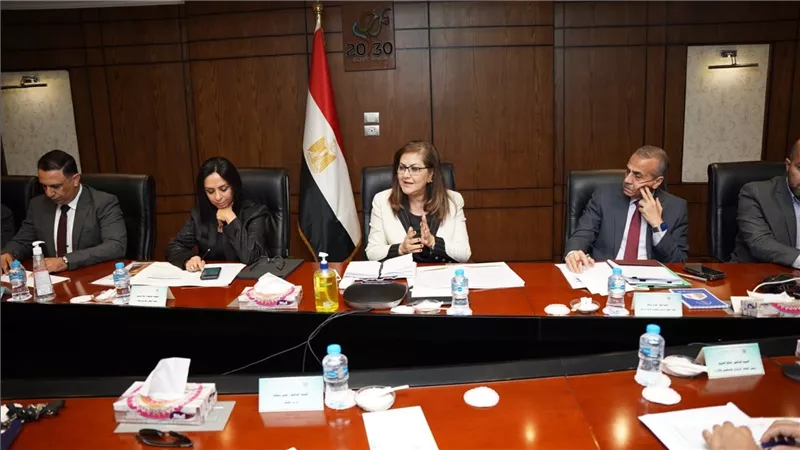 المجلس القومي للأجور يقرر رفع الحد الأدنى للأجور للعاملين بالقطاع الخاص من 2700 إلى 3000 جنيه 