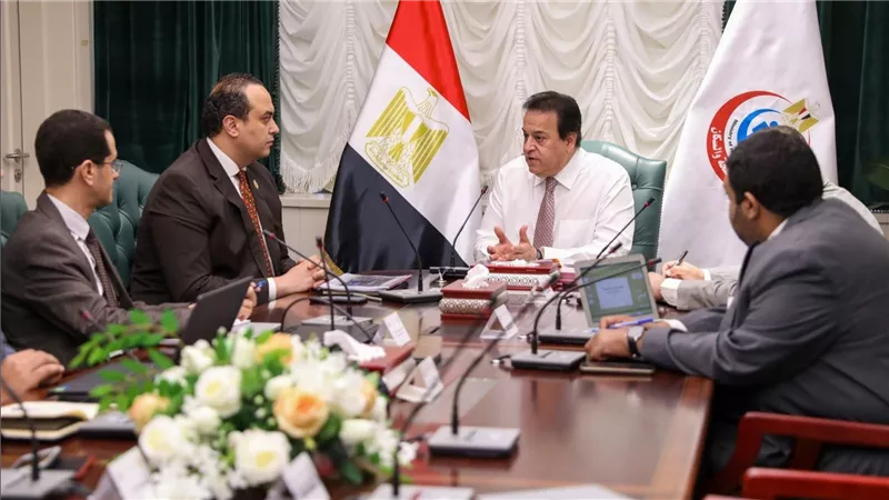وزير الصحة يوجه بسرعة الإنتهاء من أعمال الإنشاء والتطوير لوحدات حياة كريمة 