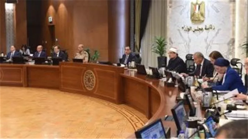 رئيس الوزراء يترأس اجتماع الحكومة الأسبوعى