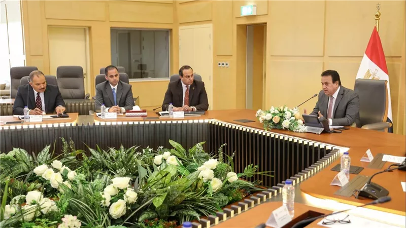 وزير الصحة يتابع تنفيذ إجراءات خطة التأمين الطبي لاحتفالات عيد الأضحى المبارك