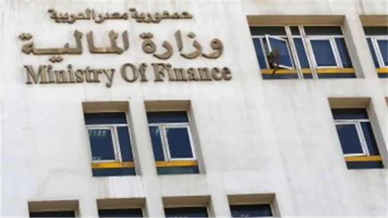 المالية: الجمارك لن تتعامل مع الشركات غير المسجلة بالفاتورة الإلكترونية من أول يوليو