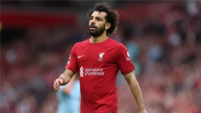 بعد العروض السعودية.. محمد صلاح يبلغ ليفربول بقراره النهائي