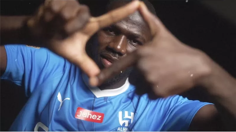 رسميا.. الهلال السعودي يعلن التعاقد مع كوليبالي
