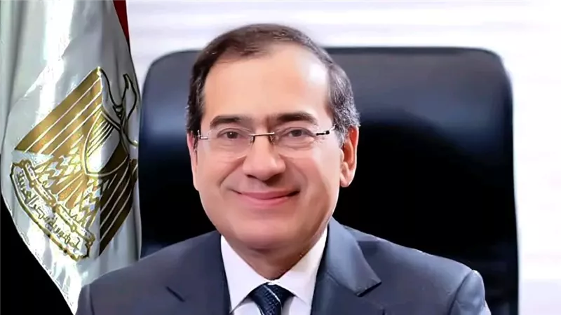 وزير البترول: مبادرة استخدام الغاز كوقود انتقالي هامة
