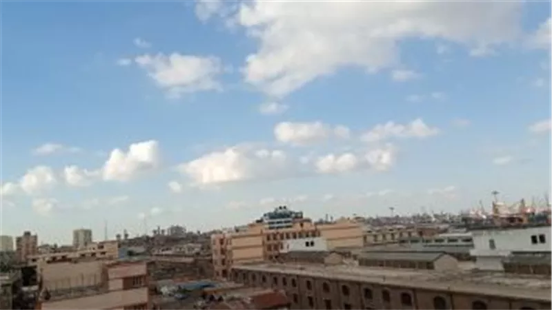 طقس غد حار نهارا وارتفاع نسب الرطوبة والعظمى بالقاهرة 34 درجة
