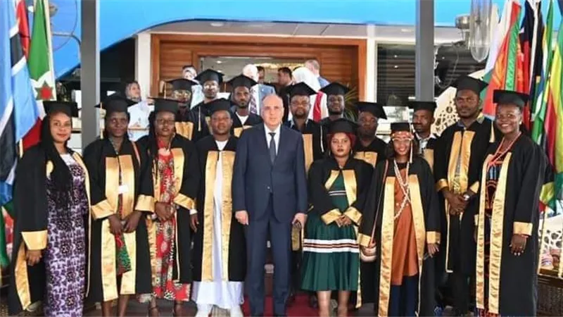 وزير الري يتابع موقف الأنشطة التدريبية بمركز التدريب الإقليمى