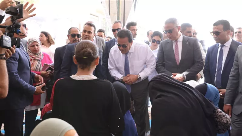 وزير الصحة يوجه بتكثيف الأنشطة والندوات التوعوية لخدمات تنظيم الأسرة