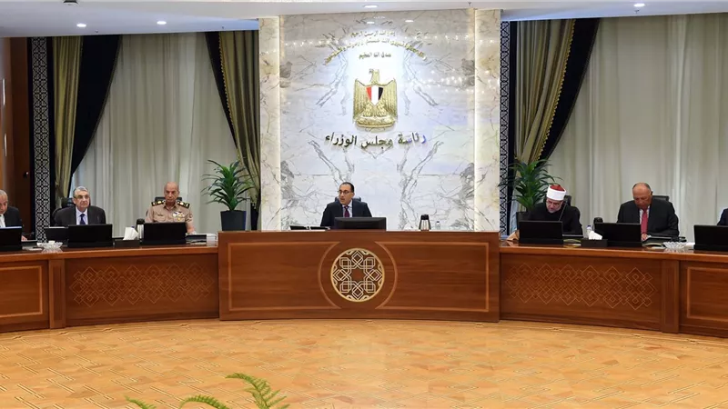 رئيس الوزراء يوجه التهنئة للشعب المصري بمناسبة الذكرى العاشرة لثورة 30 يونيو