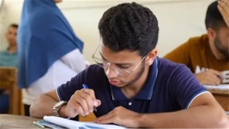 إصابة طالب فى الباجور بأزمة قلبية أثناء امتحان البلاغة بالثانوية الأزهرية