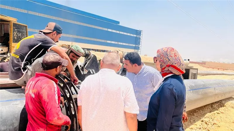رئيس جهاز مدينة السويس الجديدة تتابع مرافق المدينة الحيوية
