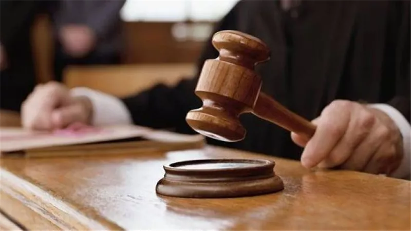 المشدد 3 سنوات.. القبض على المتهمين بالبلطجة والشروع في قتل سيدة بالصف
