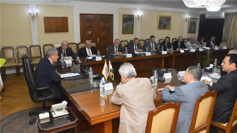 التموين: استيراد 315 ألف طن سكر للحد من الأزمة بالأسواق