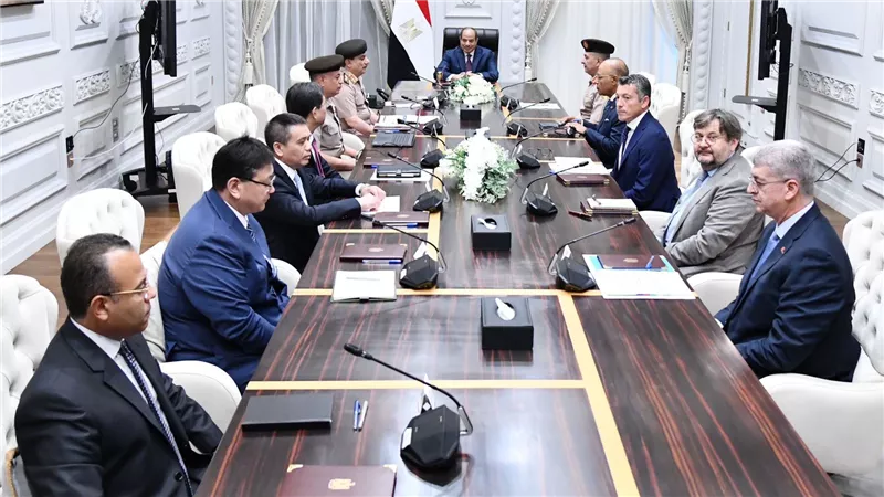 لإنشاء المجمع الصناعي الثالث لإنتاج الأسمدة.. تفاصيل إجتماع الرئيس السيسي مع الشركات الأجنبية 