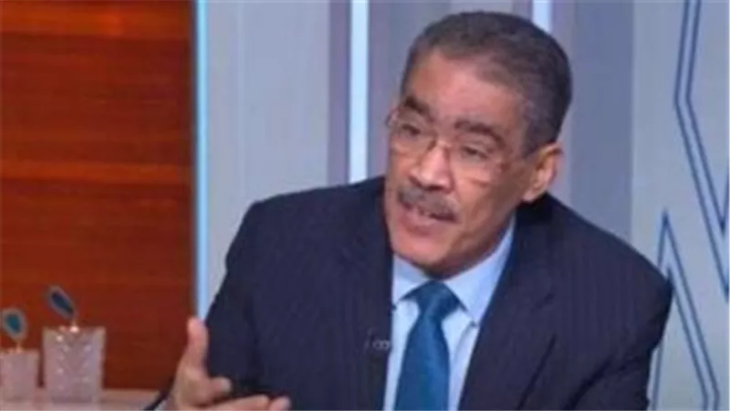 ضياء رشوان: قرار الرئيس السيسي بالإفراج عن زكى والباقر يوفر مناخا إيجابيا للحوار