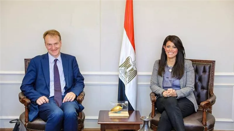 وزيرة التعاون الدولي تلتقي المستشار الخاص للمفوض السامي لمنظمة الأمم المتحدة 