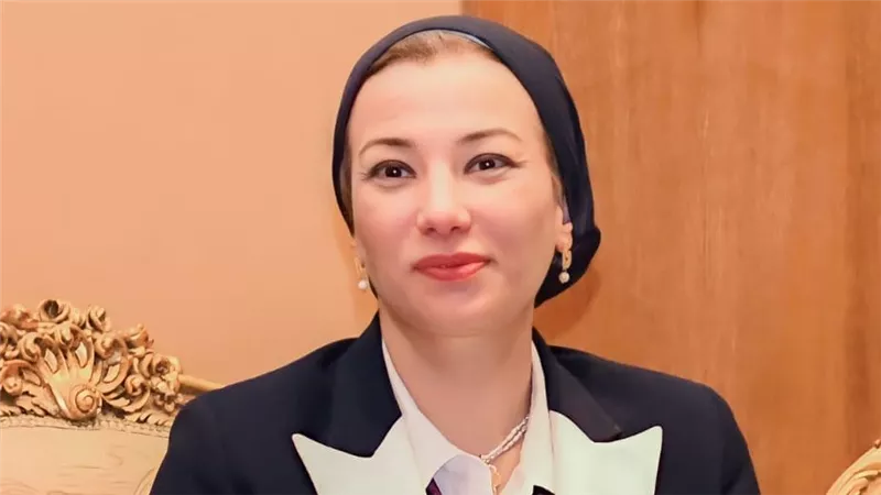 وزيرة البيئة تستعرض آخر مستجدات مساهمة وزارة البيئة في تنفيذ منظومة إدارة المخلفات الصلبة 