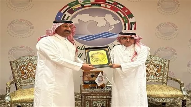 المنظمة العربية للسياحة ومنظمة الهلال الأحمر يبحثا أوجه التعاون المشترك