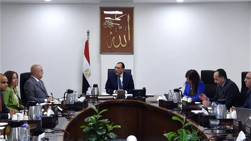 رئيس الوزراء يتابع إجراءات توفير الدعم المطلوب لمشروعات المبادرة الرئاسية 