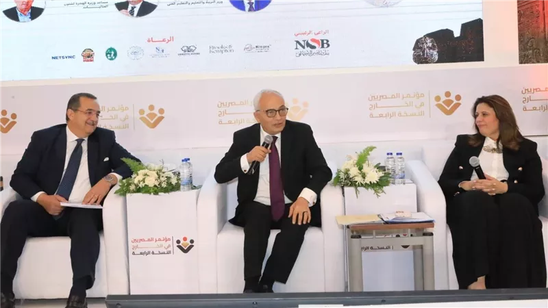 وزير التربية والتعليم يشارك فى حلقة نقاشية بعنوان 