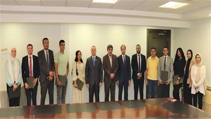 البرلمان العربي ينتهي من تنفيذ البرنامج التدريبي الصيفي لطلاب وخريجي الجامعة البريطانية في مصر