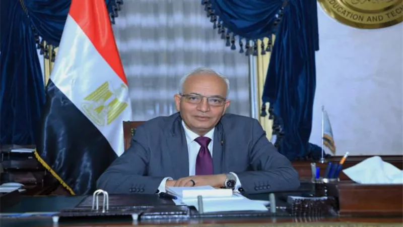 وزير التربية والتعليم يعتمد جدول امتحانات الدور الثاني لامتحانات الثانوية العامة ٢٠٢٢ / ٢٠٢٣ 