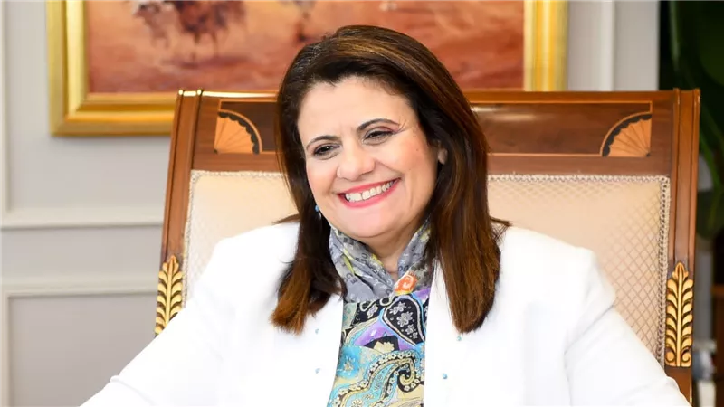 وزيرة الهجرة تتابع أعمال لجنة 