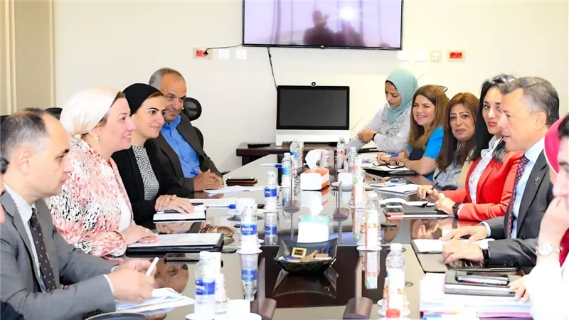  وزيرا السياحة والآثار والبيئة يلتقيان لبحث سبل تعزيز التعاون المشترك بين الوزارتين 