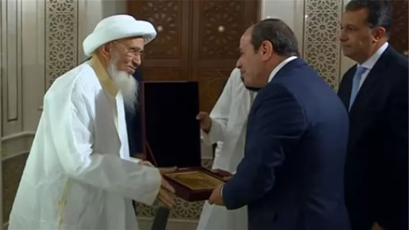 افتتح السيسي مسجدها.. من هي السيدة نفيسة؟