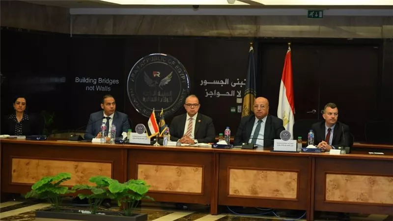 رئيس الرقابة المالية يستقبل وفد مسئولي البنك المركزي بدولة جنوب السودان لبحث سبل التعاون المشترك