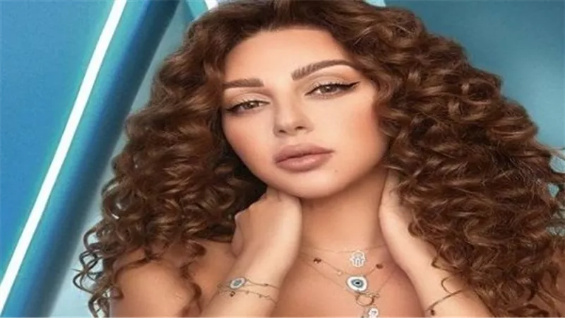 ديو مع محمد منير.. 