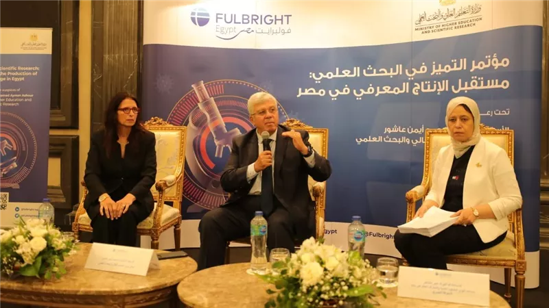 وزير التعليم العالي يلتقي بعلماء مصر المتميزين في قائمة ستانفورد