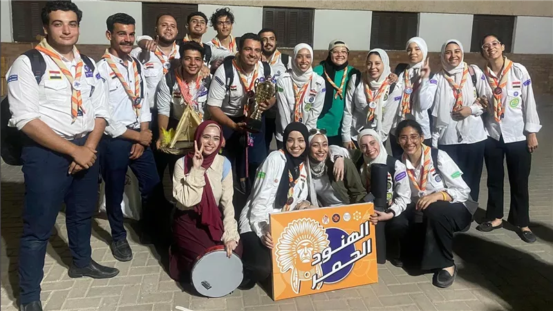 آداب عين شمس تكتسح مهرجان الفنون و الأسمار وتحصل على المركز الأول لجوالي الجامعة