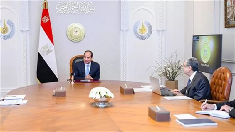 الرئيس السيسى يؤكد حرص الدولة على التصدى لأية مشكلات تواجه المواطنين