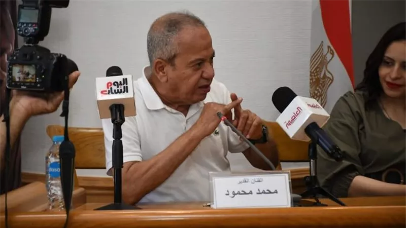 أحفظ 7 أجزاء من القرآن.. محمد محمود: بكيت بالدموع أثناء مرض زوجتي