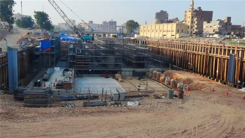 وزير الري يتابع إجراءات تطبيق نظام السلامة المهنية بمشروع مجموعة قناطر ديروط الجديدة