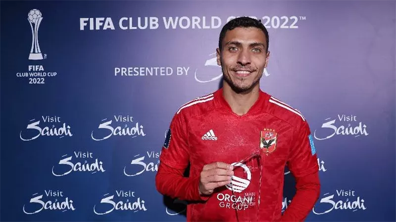 رسميًا.. الأهلى يعلن رحيل محمد شريف إلى الخليج السعودى