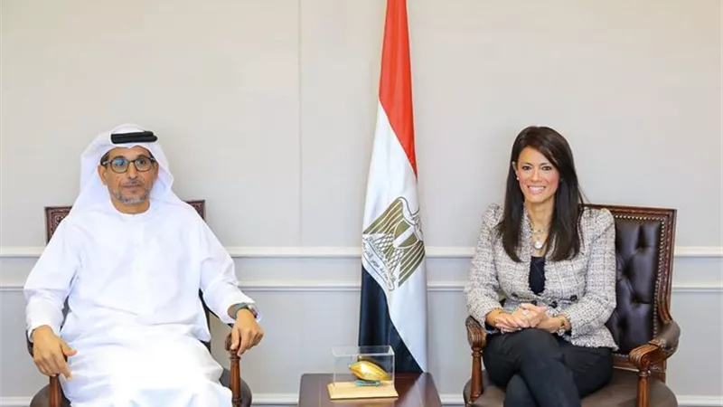 المشاط تعقد اجتماعًا ثنائيًا مع رئيس اللجنة التنفيذية لمكتب أبوظبي للصادرات (أدكس) 